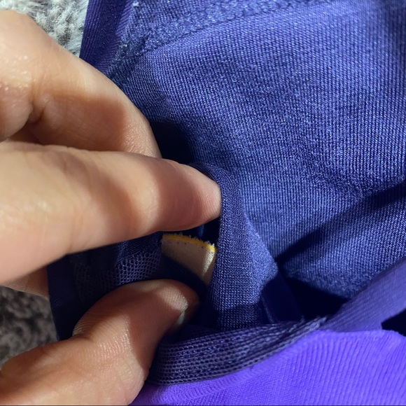 Lululemon Virtuous Tank - Picture 5 of 7